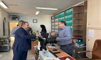 دیدار رئیس دانشگاه با کارکنان ستاد دانشگاه و اهدای گل به مناسبت عید سعید غدیر خم